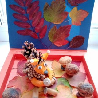 "Белка готовит запасы"