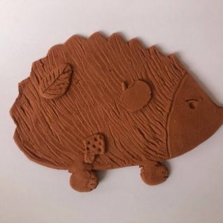 "Еж грибов принес"