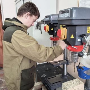 Учебная практика в слесарной мастерской