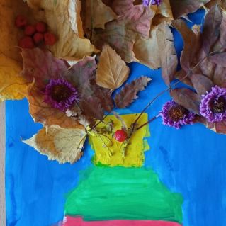 Осенний букет из листьев