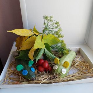 "Кролики на полянке"