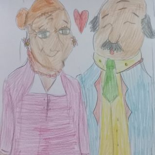 Бабушка рядышком с дедушкой!