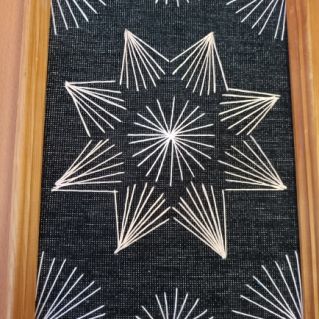 Нитяная графика