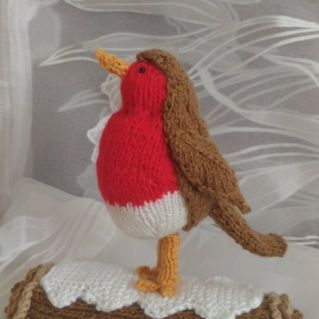 Вязаная Зарянка