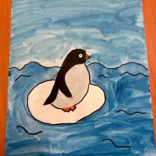 Пингвин на  льду