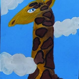Жираф среди облаков.