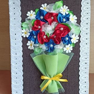 "Букет в цвете Российского Флага"