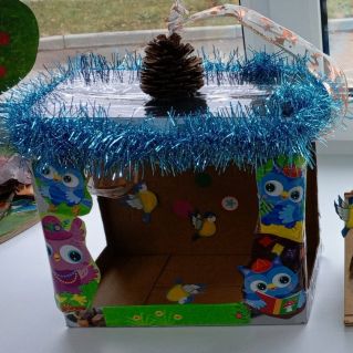 "Кормушка для птиц"