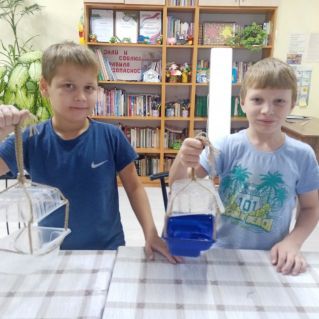 Кормушка для птиц