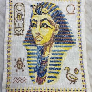 Тутанхамон