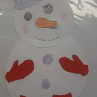 Весёлый снеговик