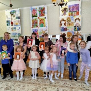 Мы любим своих мамочек!