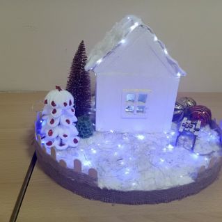 Снежный домик