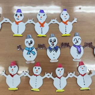 Парад снеговиков