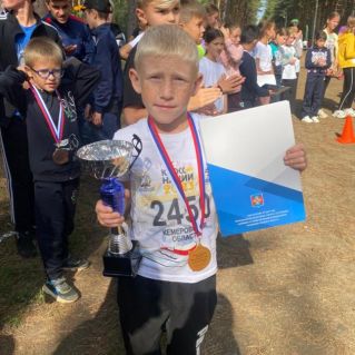 Конкурс фотографий "Мы со спортом дружим!