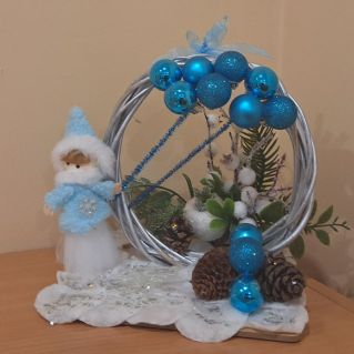 Снегурочка с шарами