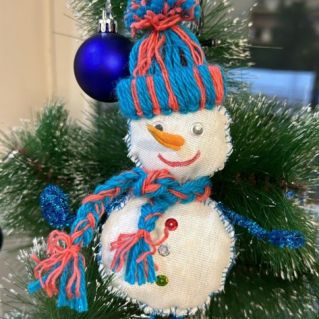 Ёлочная игрушка "Снеговик"