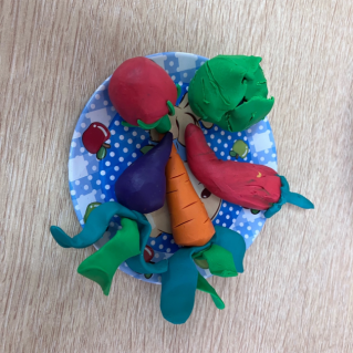 Витамины в тарелке