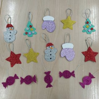 Елочные игрушки из фоамирана