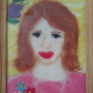 Поделка из шерсти. Моя любимая мама.