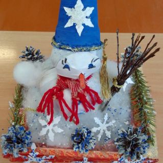 "Новогодний снеговик"