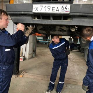 "Автомеханик в кадре"