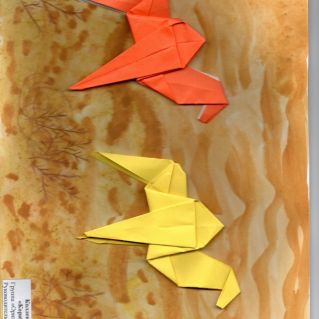 Коллективная работа "Корабли пустыни" (оригами)