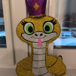 Царица года - ЗМЕЯ!