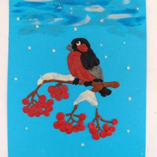 "Снегирь на ветке рябины"