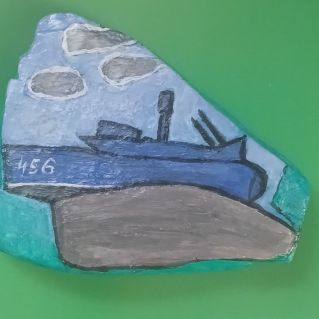 Памятник морякам-десантникам "Торпедный катер"