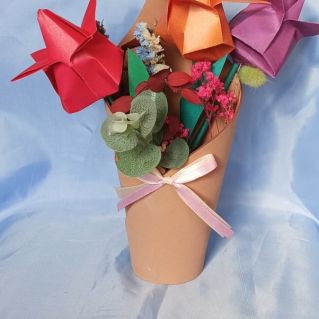 "Букет с тюльпанами"