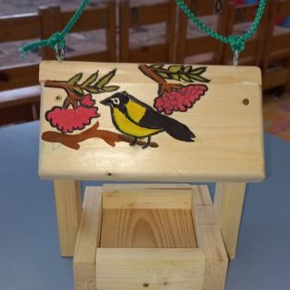 "Кормушка для птиц"