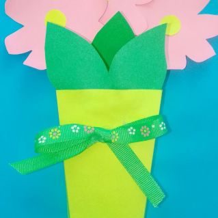 Объёмная аппликация "Букет для мамы"