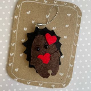 Ёжик для мамы