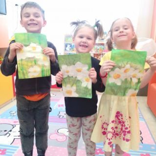 Весенние цветы - Нарциссы