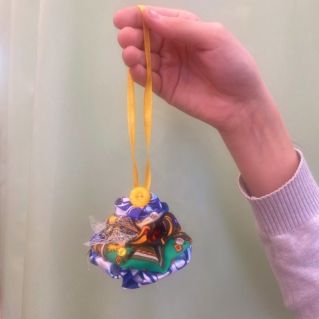 Ёлочка из текстиля  в технике "Йо-йо"