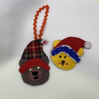 Новогодняя игрушка из фетра