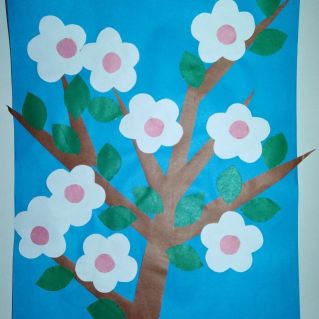 Дерево в цвету