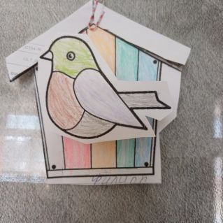 Скворцы прилетели...