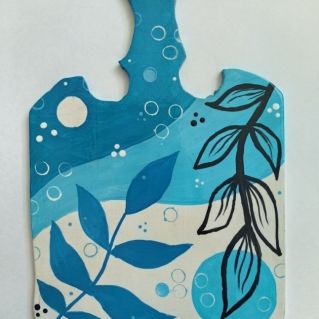 Роспись разделочной доски в стиле "Абстракция"