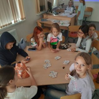 Фотография "Психологические игры в кругу"