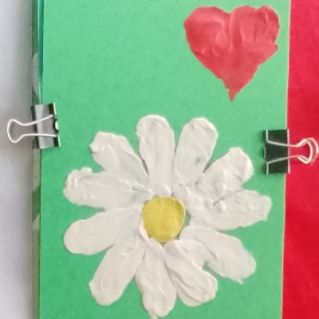 "Ромашка - символ любви ,семьи и верности"