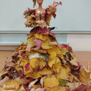 "Девушка Осень"