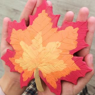 Осень в ладошках (глина)