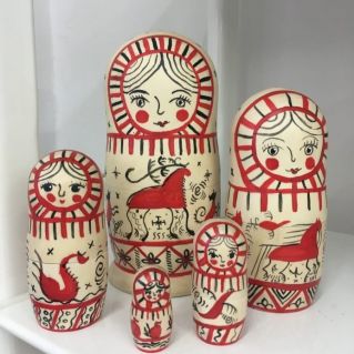 Северные матрёшки. По мотивам мезенской росписи