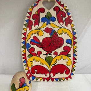 Доска фигурная, яйцо. По мотивам борецкой росписи.