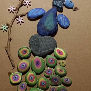Аппликация из камней в технике "Лэнд-арт"