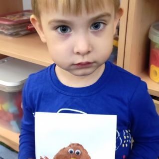 Птичка из ладошек