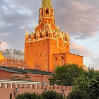 Московский Кремль-символ Великой России