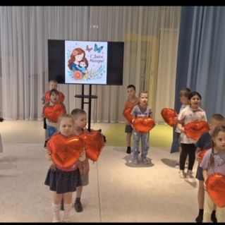 "ДЛЯ ЛЮБИМОЙ МАМОЧКИ "